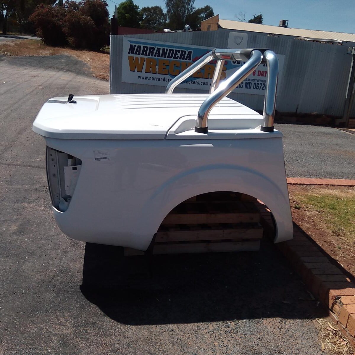 2017 NISSAN NAVARA UTE BACK