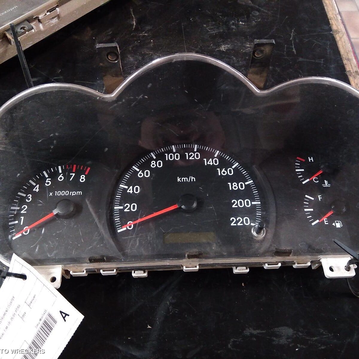 2004 KIA CERATO Instrument Cluster
