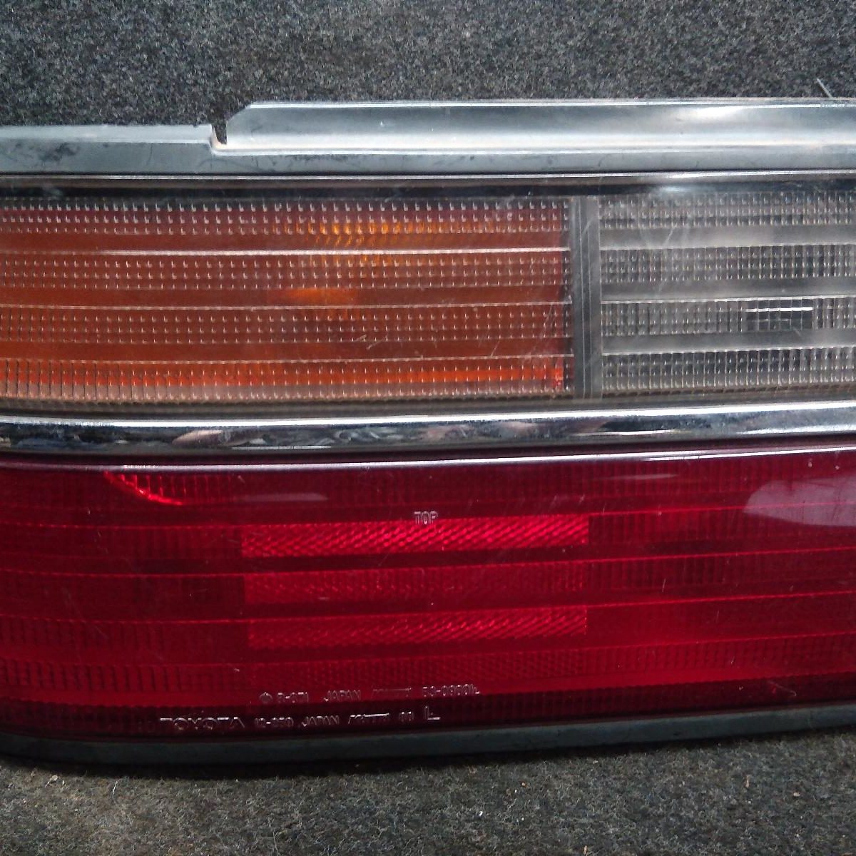 1990 TOYOTA COROLLA LEFT TAILLIGHT