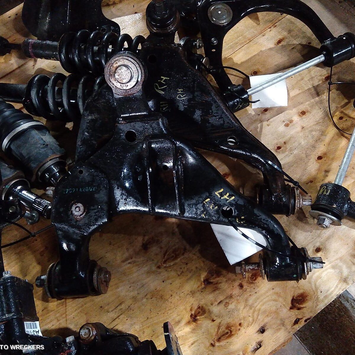 2014 TOYOTA HILUX Left Front Lower Control Arm