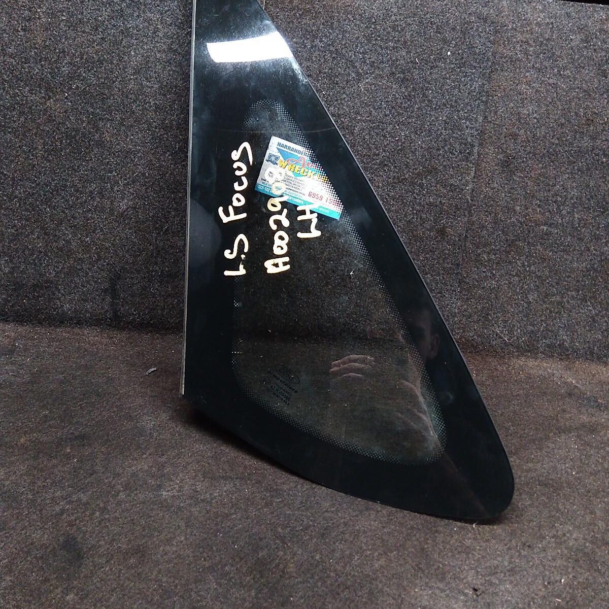 2006 FORD FOCUS Left Rear Side Glass