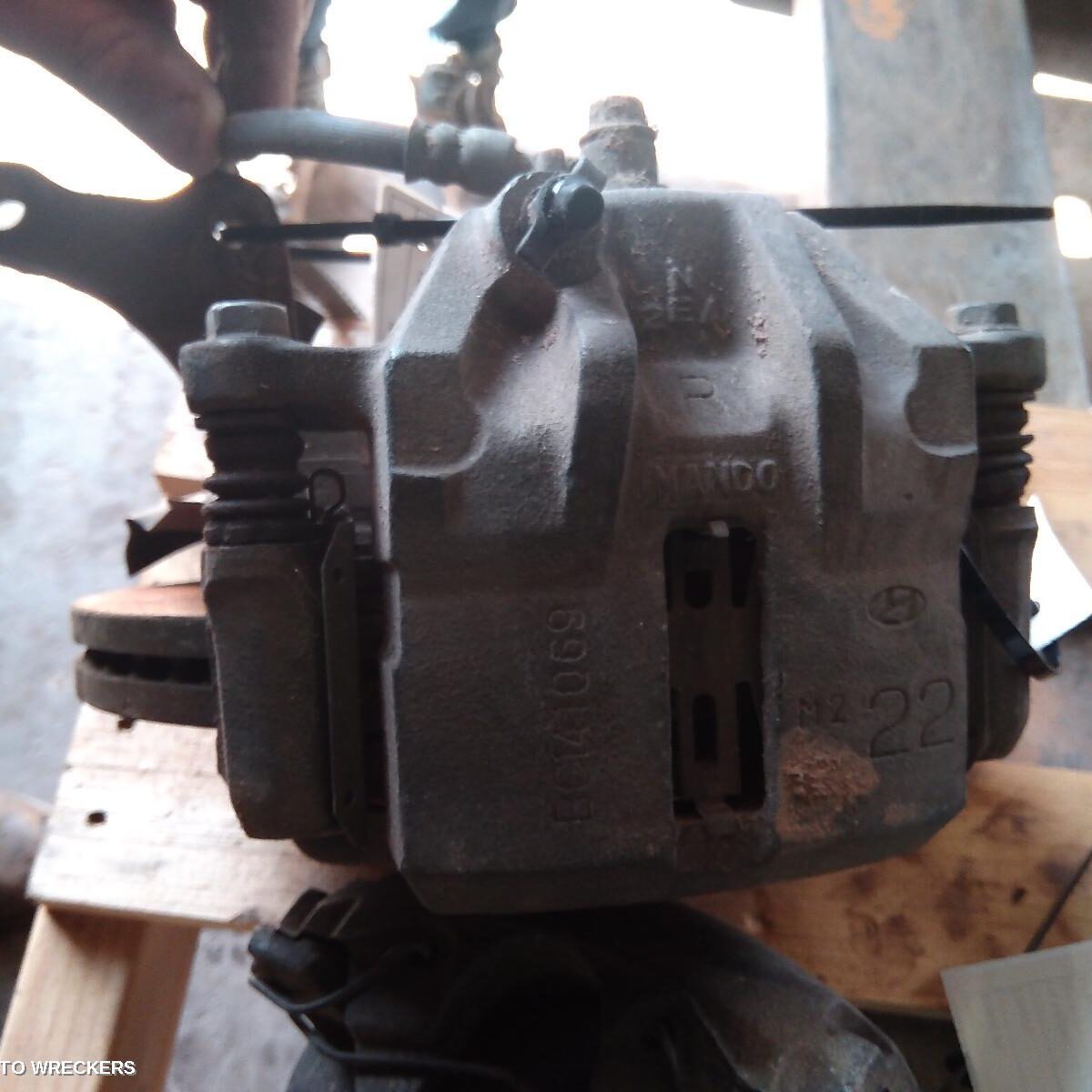 2002 HYUNDAI ELANTRA Caliper