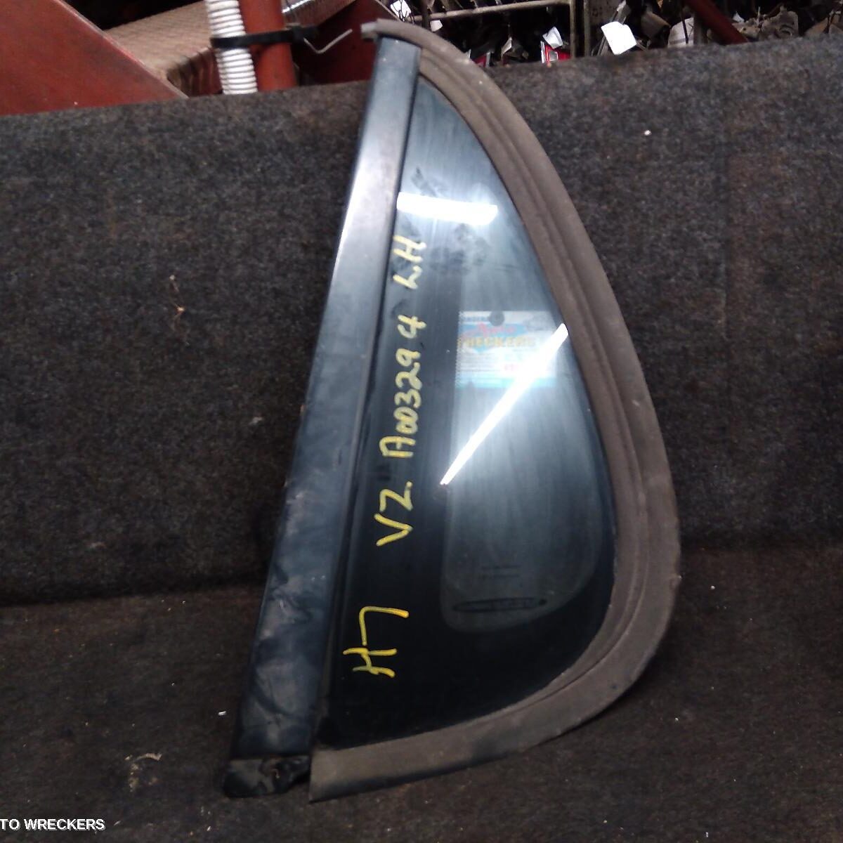 2001 HOLDEN COMMODORE Left Rear Side Glass