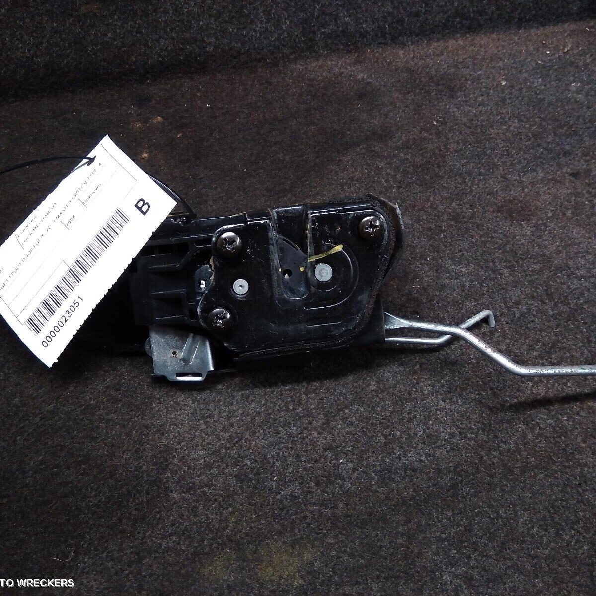 2004 HYUNDAI ELANTRA Door/Boot/Gate Lock