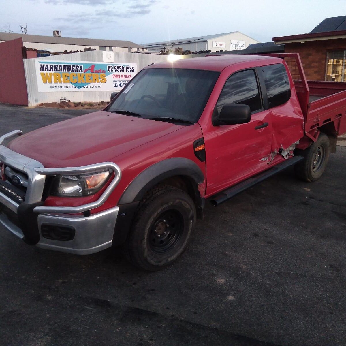 2010 FORD RANGER DOOR HANDLE