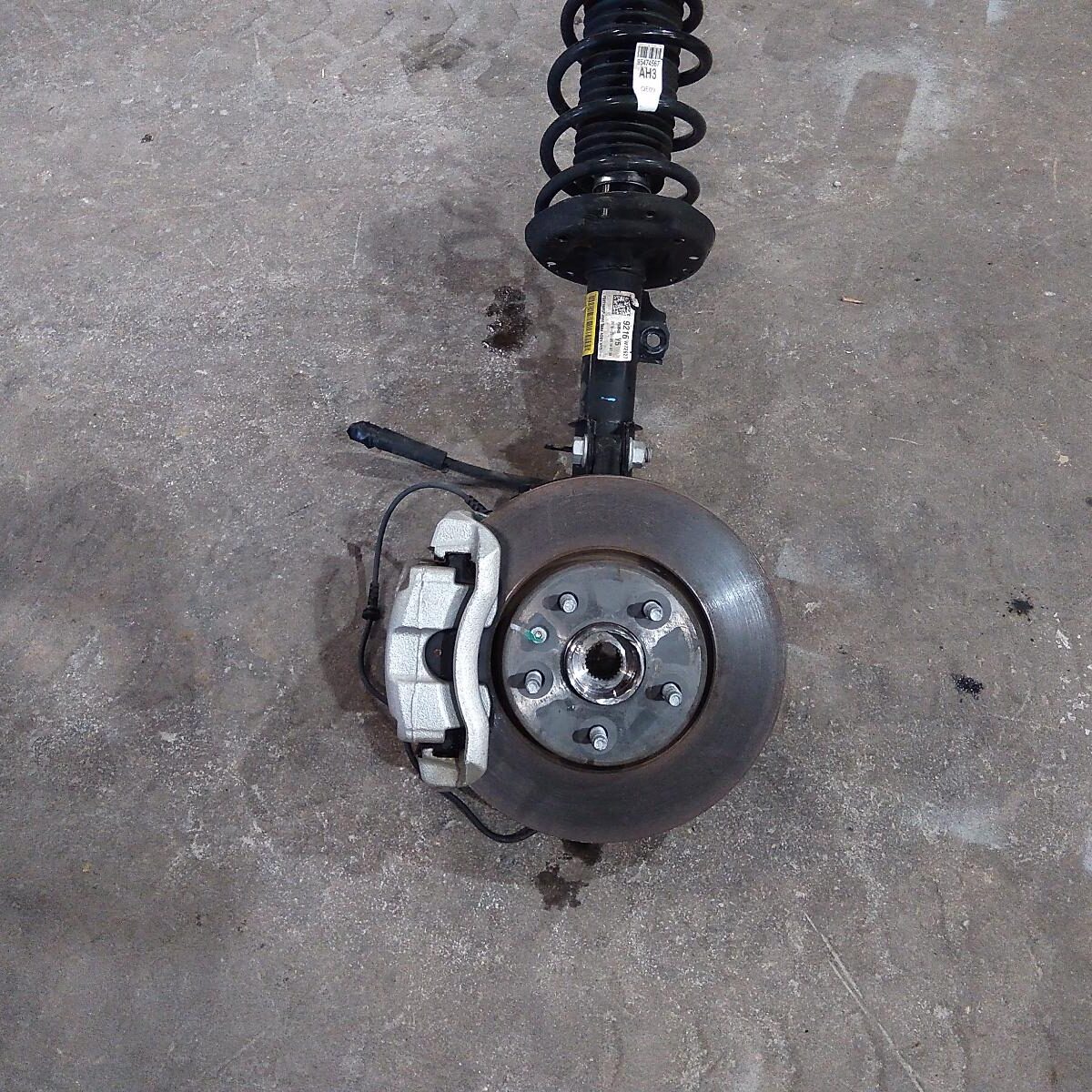 2016 HOLDEN BARINA LEFT FRONT HUB ASSEMBLY