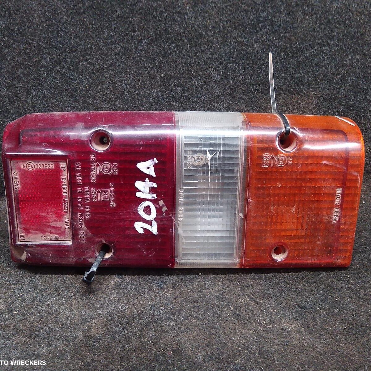 1985 TOYOTA LANDCRUISER Left Taillight