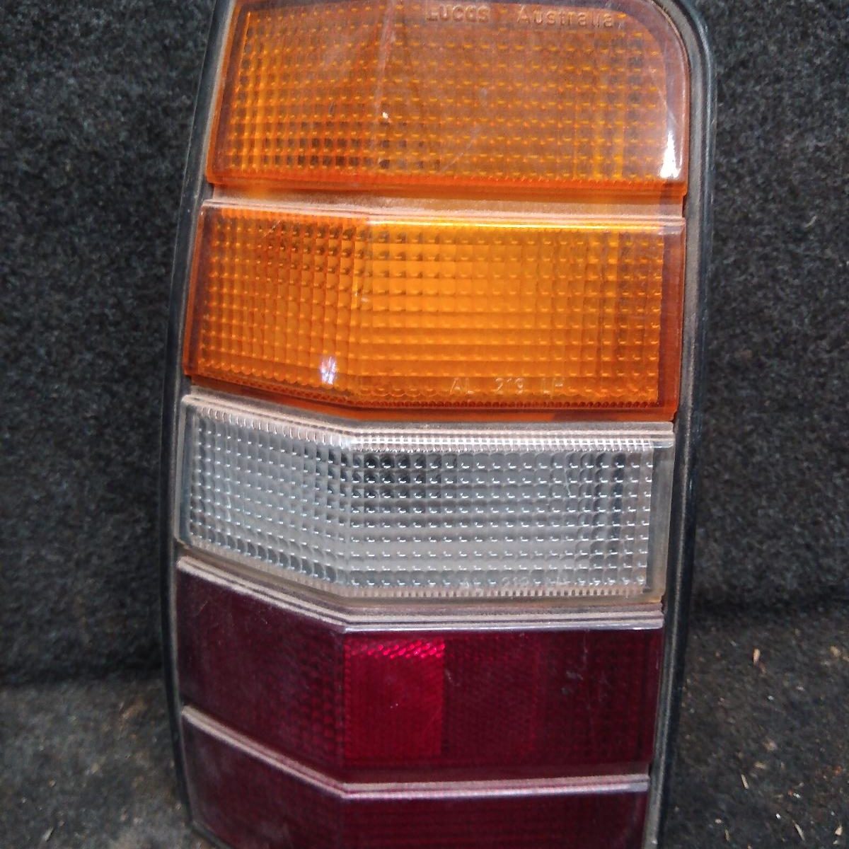 1985 TOYOTA CORONA LEFT TAILLIGHT