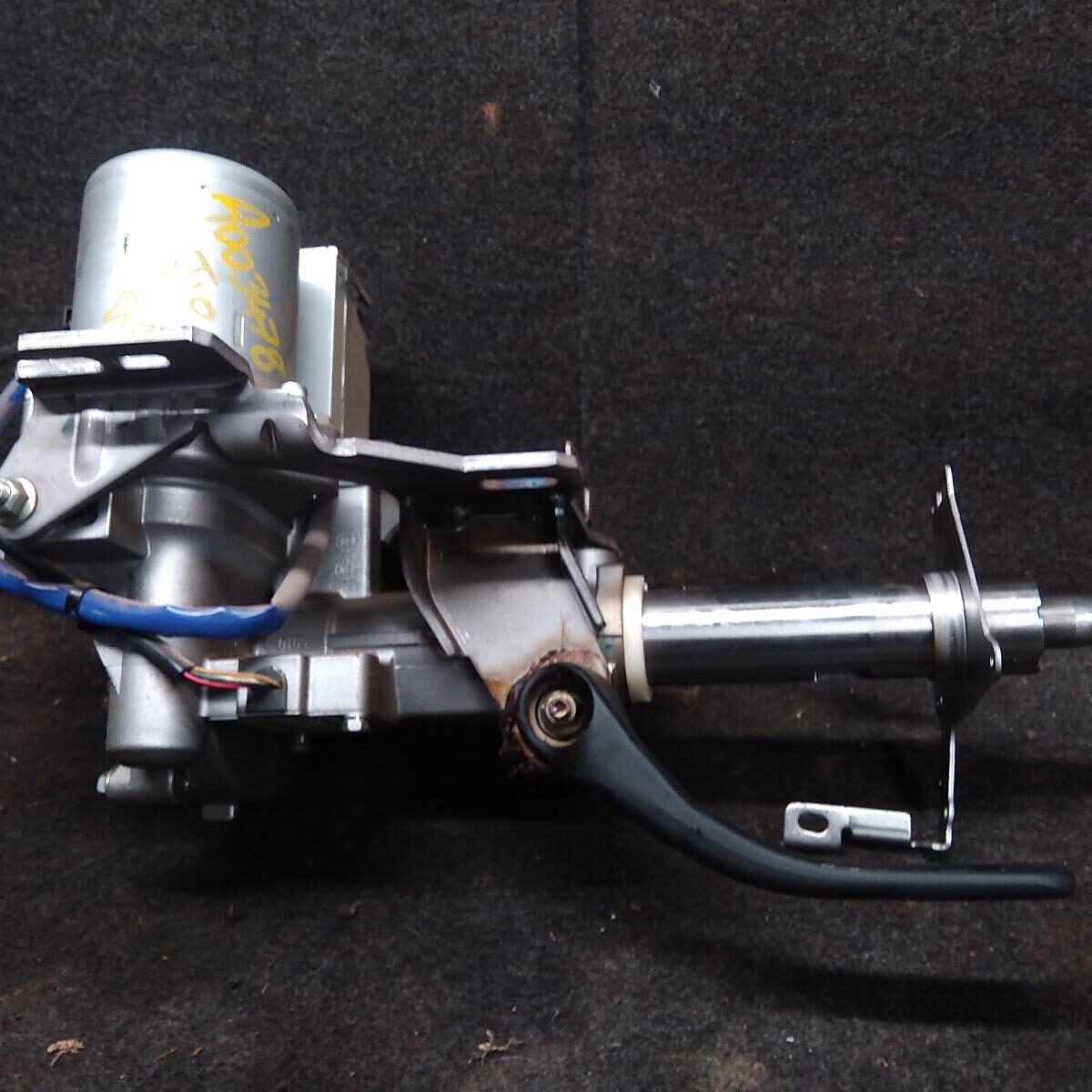 2010 NISSAN DUALIS Steering Column