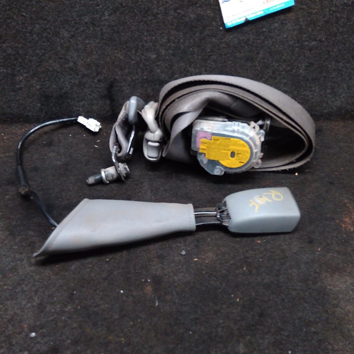 2009 TOYOTA HILUX Seatbelt/Stalk