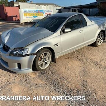 2010 HOLDEN COMMODORE Left Rear Side Glass