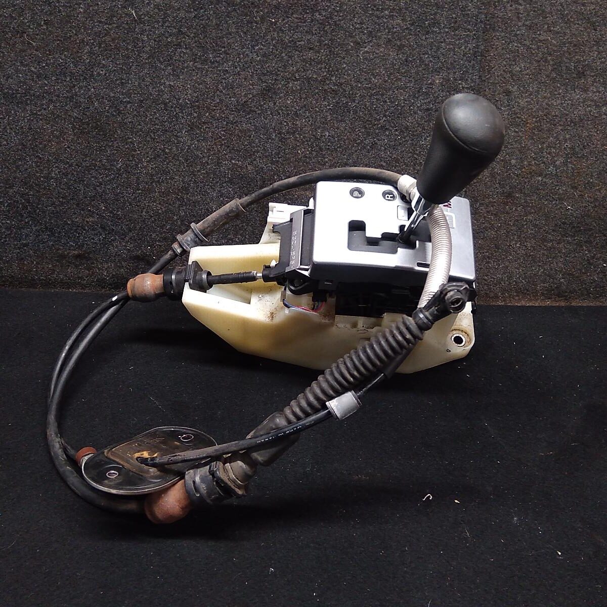 2008 MAZDA 3 GEAR STICK/SHIFTER