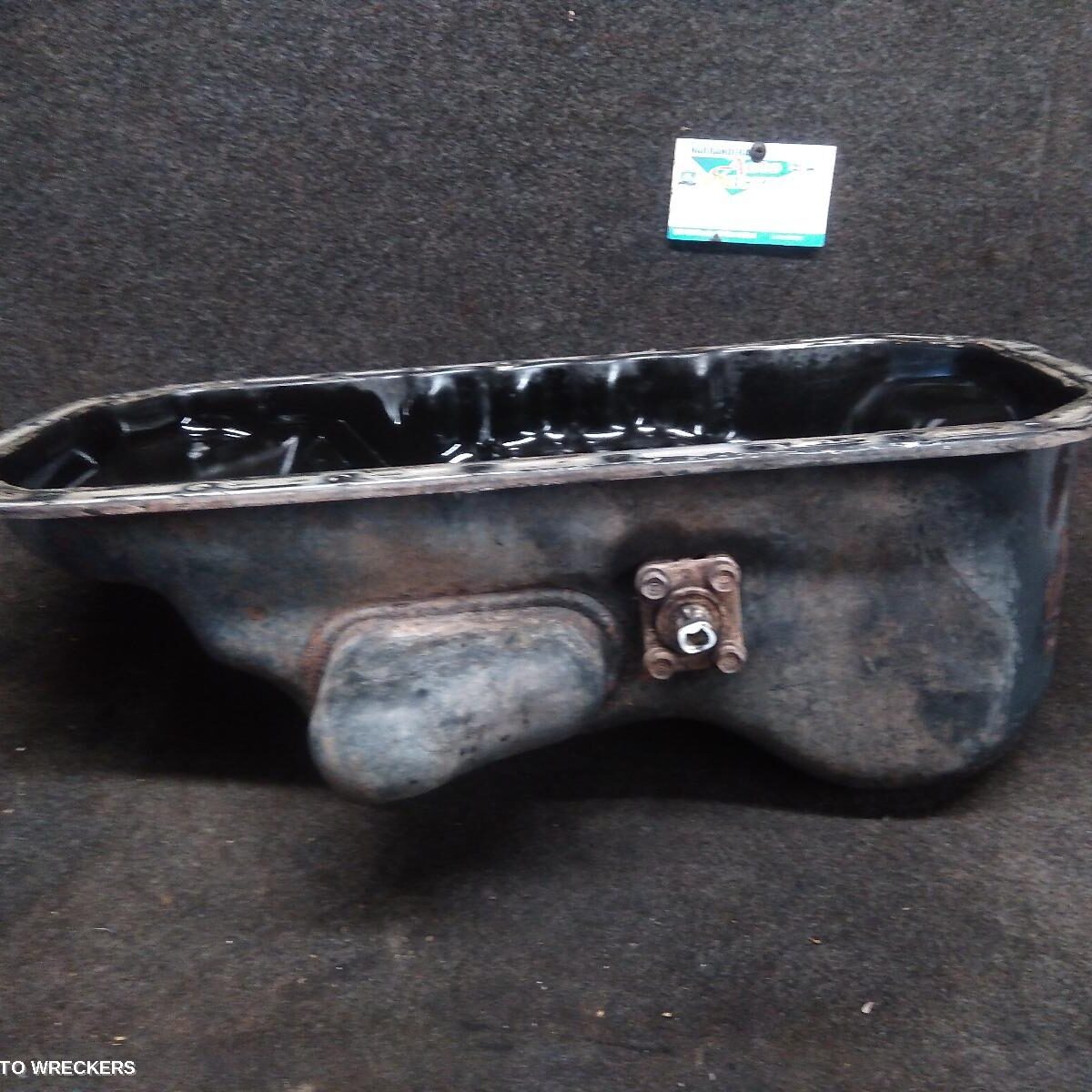 2004 TOYOTA HILUX Oil Pan/Sump