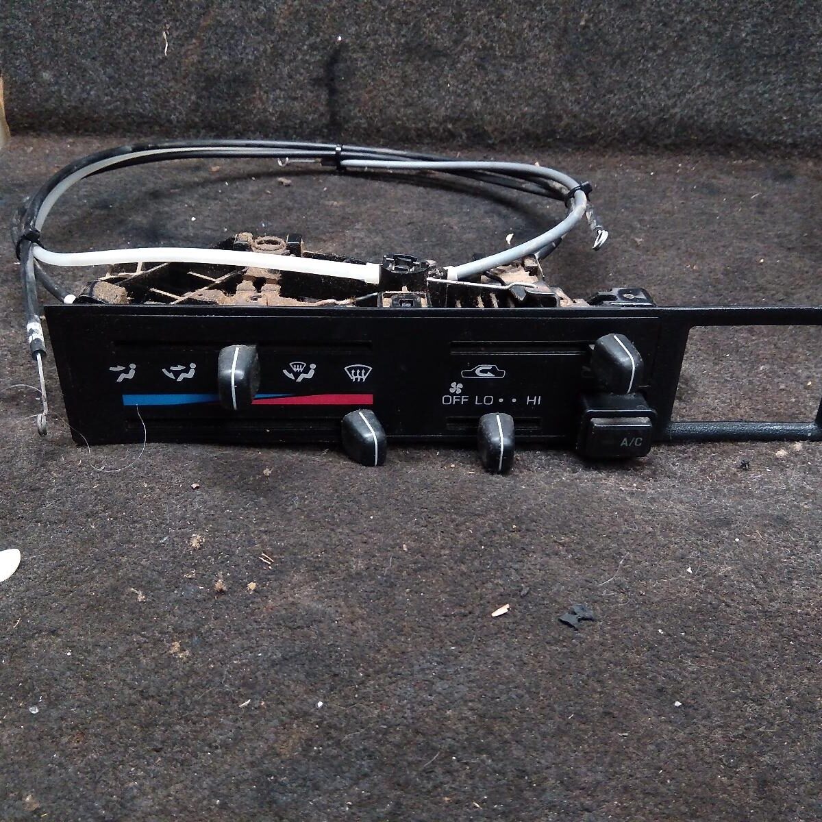 1996 TOYOTA HILUX HEATER/AC CONTROLS