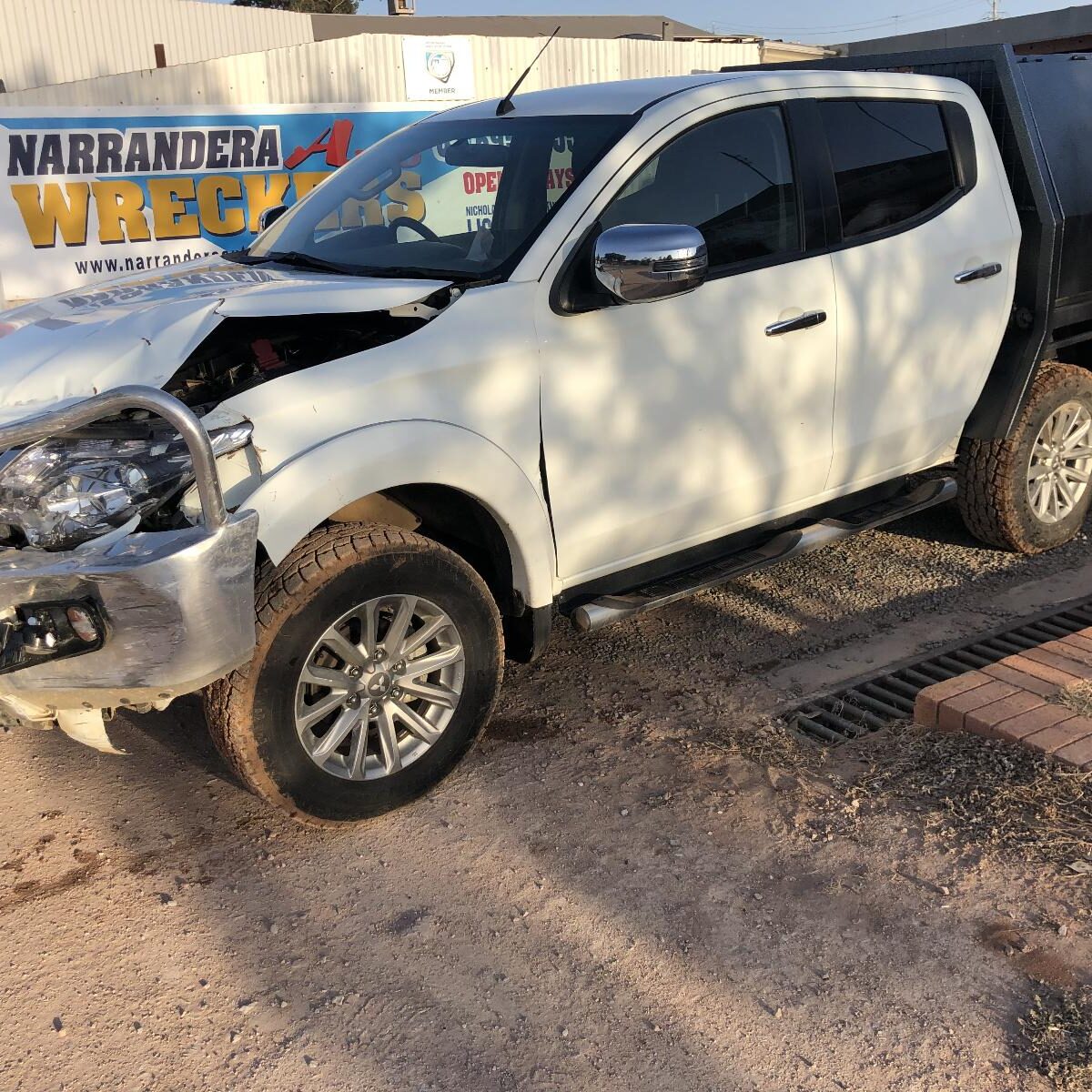 2016 MITSUBISHI TRITON LEFT FRONT UPPER CONTROL ARM