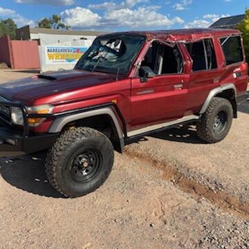 2009 TOYOTA LANDCRUISER RIGHT REAR DOOR WINDOW
