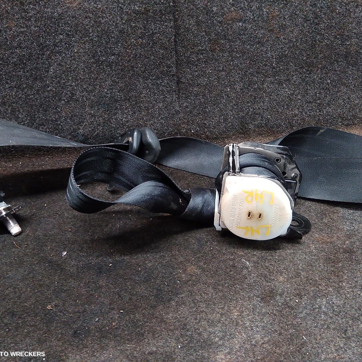 2011 MAZDA 2 Seatbelt/Stalk