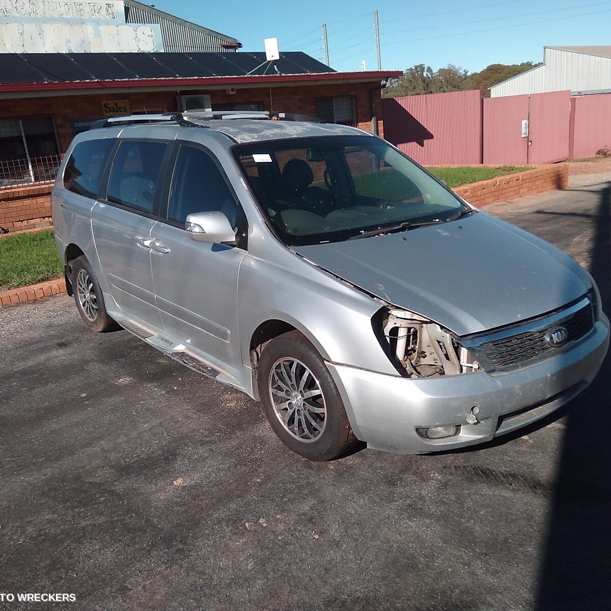2012 KIA CARNIVAL/GRAND CARNIVAL Overflow Bottle