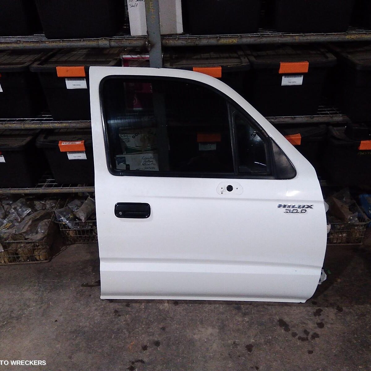 1999 TOYOTA HILUX Right Front Door