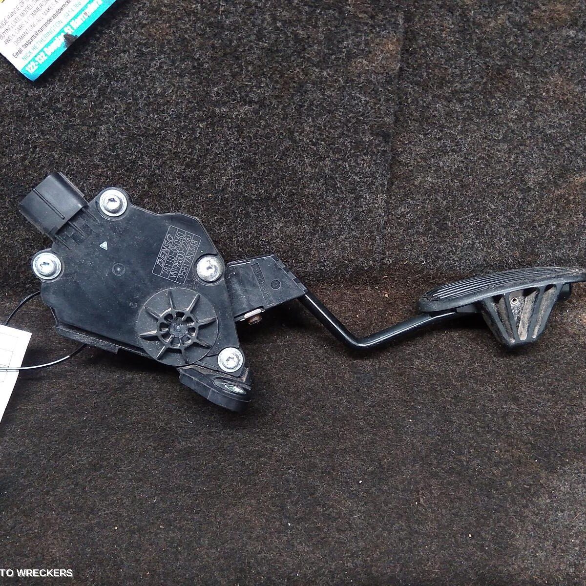 2018 TOYOTA HILUX Pedal Assembly