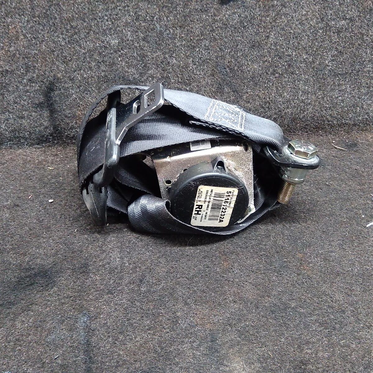 2006 HOLDEN COMMODORE Seatbelt/Stalk