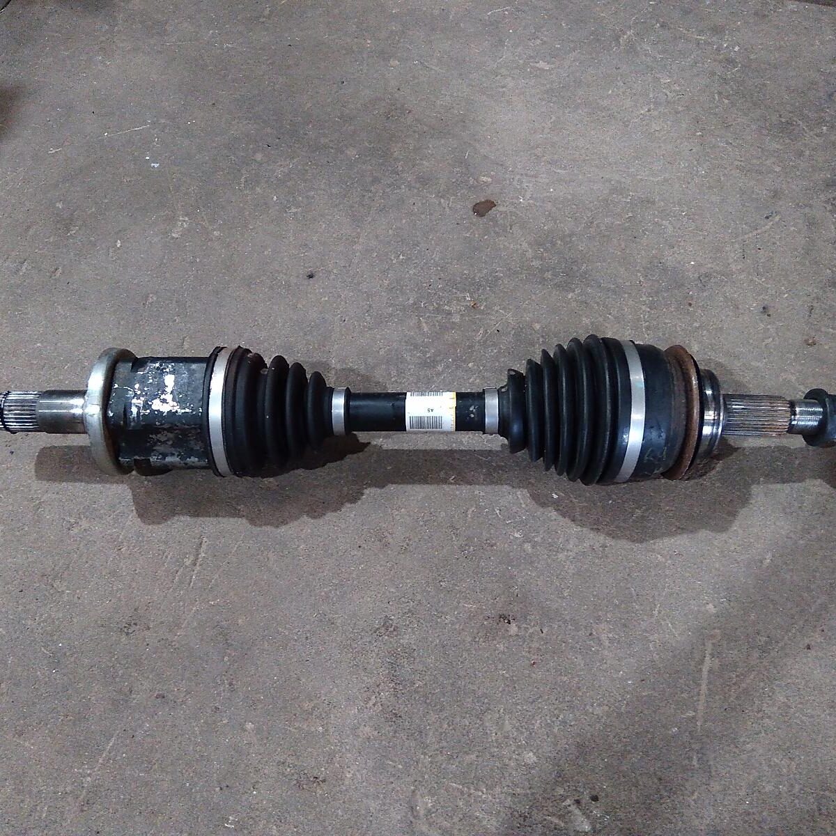 2021 TOYOTA HILUX RIGHT DRIVESHAFT