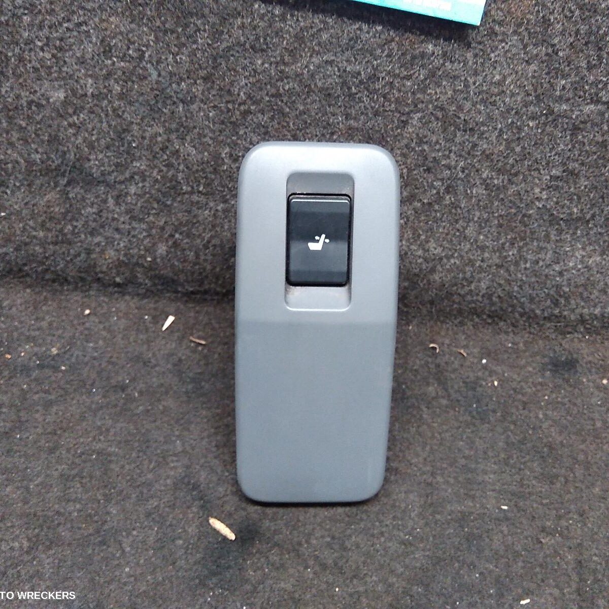 2012 TOYOTA PRADO Misc Switch/Relay