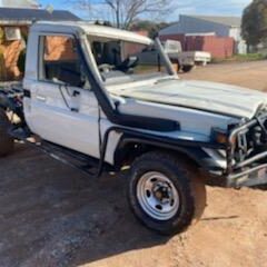 2005 TOYOTA LANDCRUISER AIR RIDE COMPRESSOR