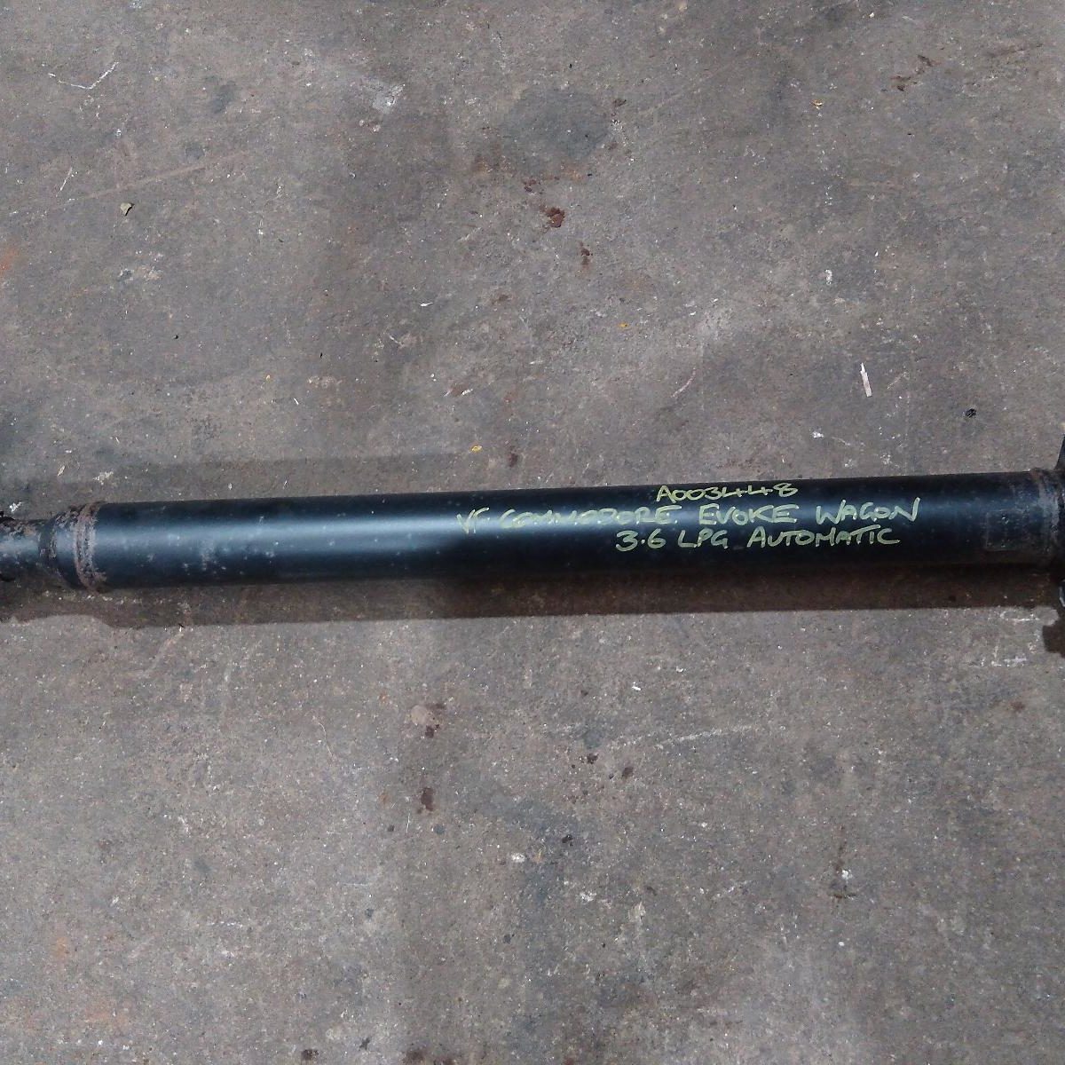2013 HOLDEN COMMODORE REAR DRIVE SHAFT