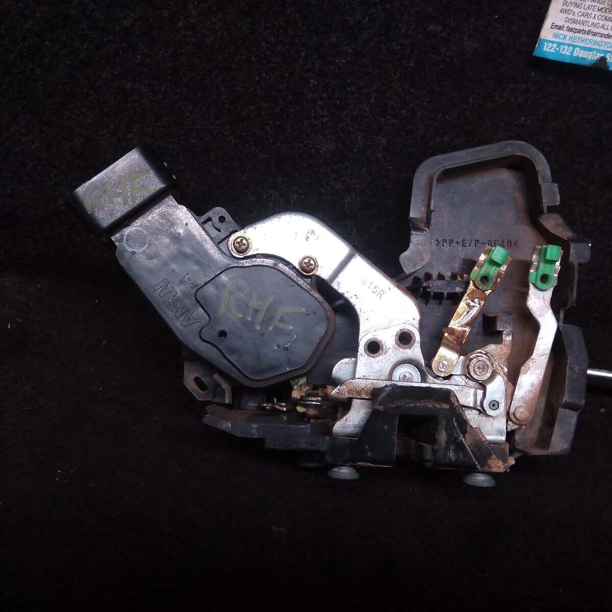 2000 TOYOTA CAMRY DOOR/BOOT/GATE LOCK