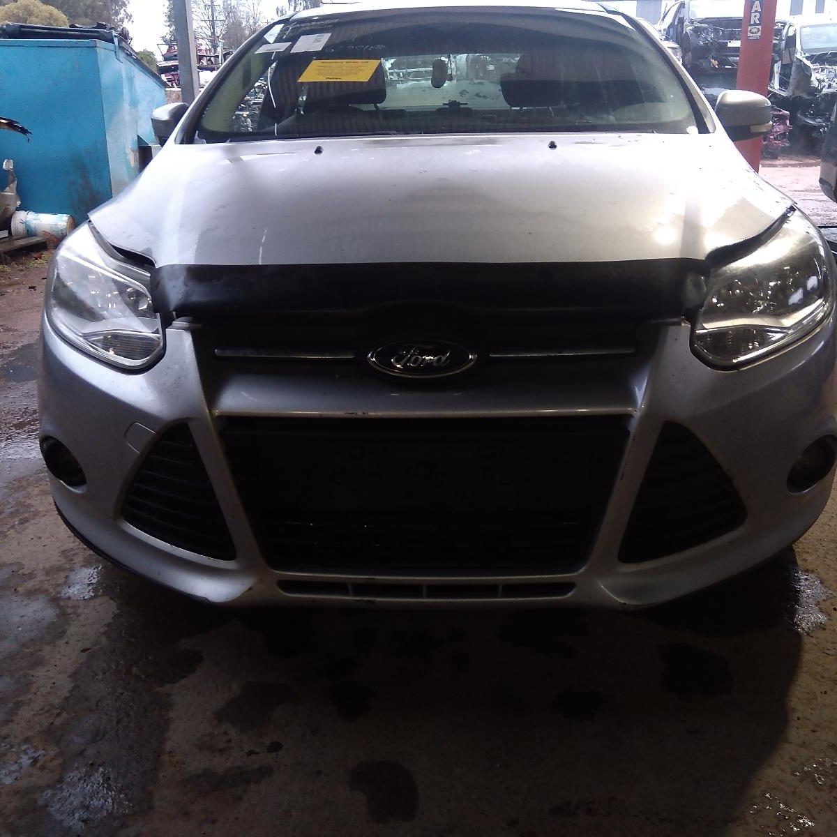 2011 FORD FOCUS GRILLE