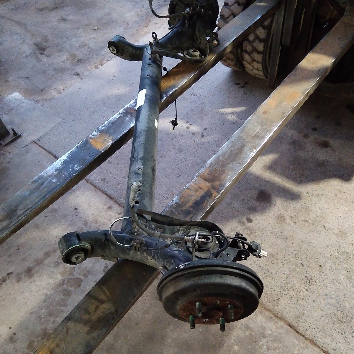 2012 FORD FIESTA COMPLETE REAR SUSPEN