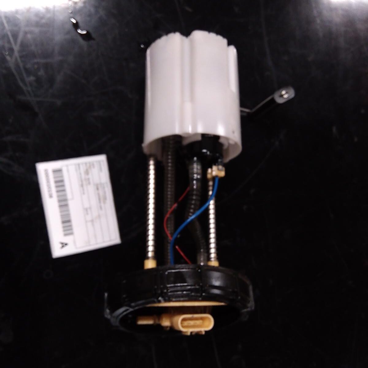 2015 HOLDEN COLORADO FUEL SENDING UNIT