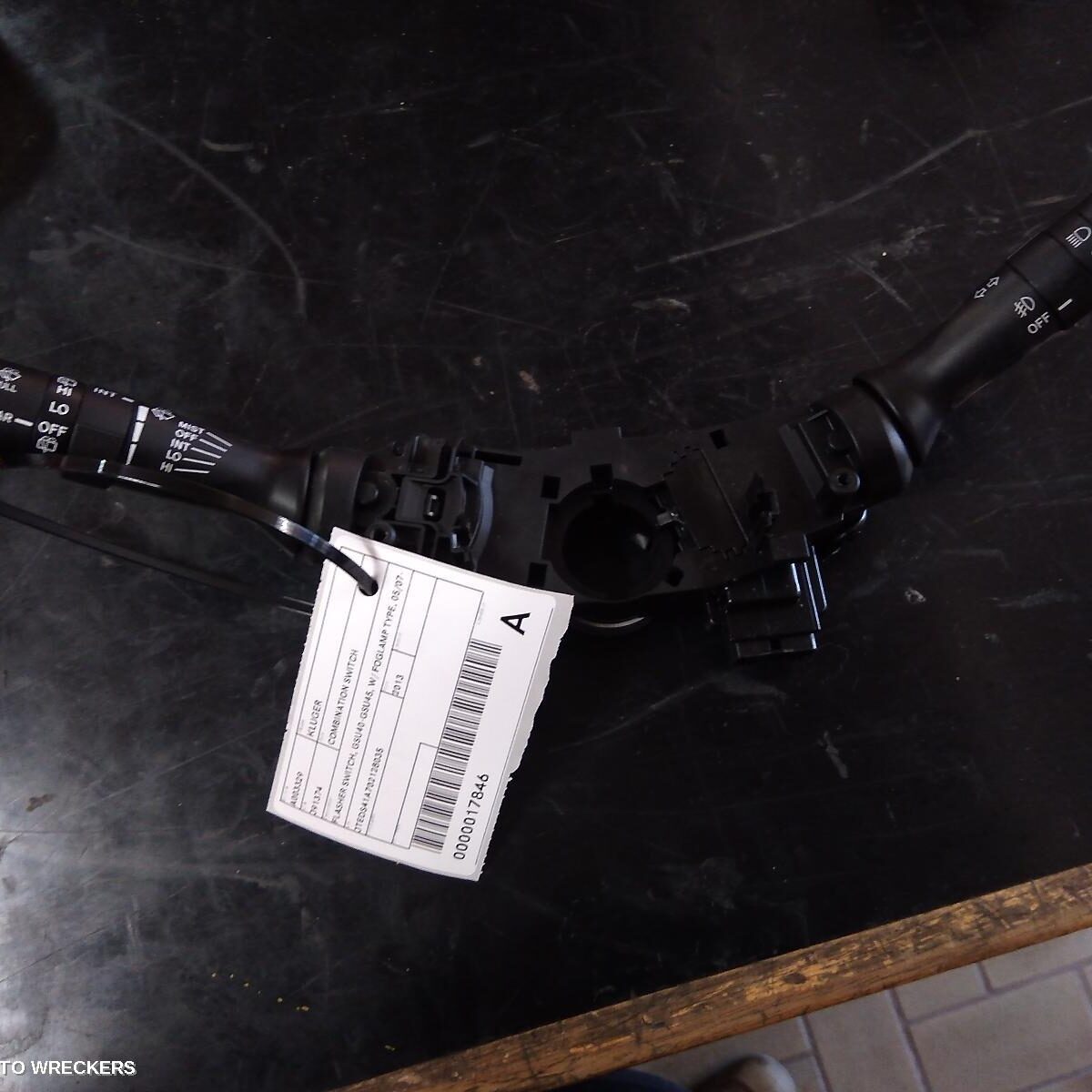 2013 TOYOTA KLUGER Combination Switch