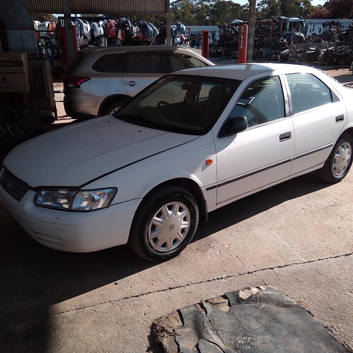 2000 TOYOTA CAMRY FRONT BUMPER