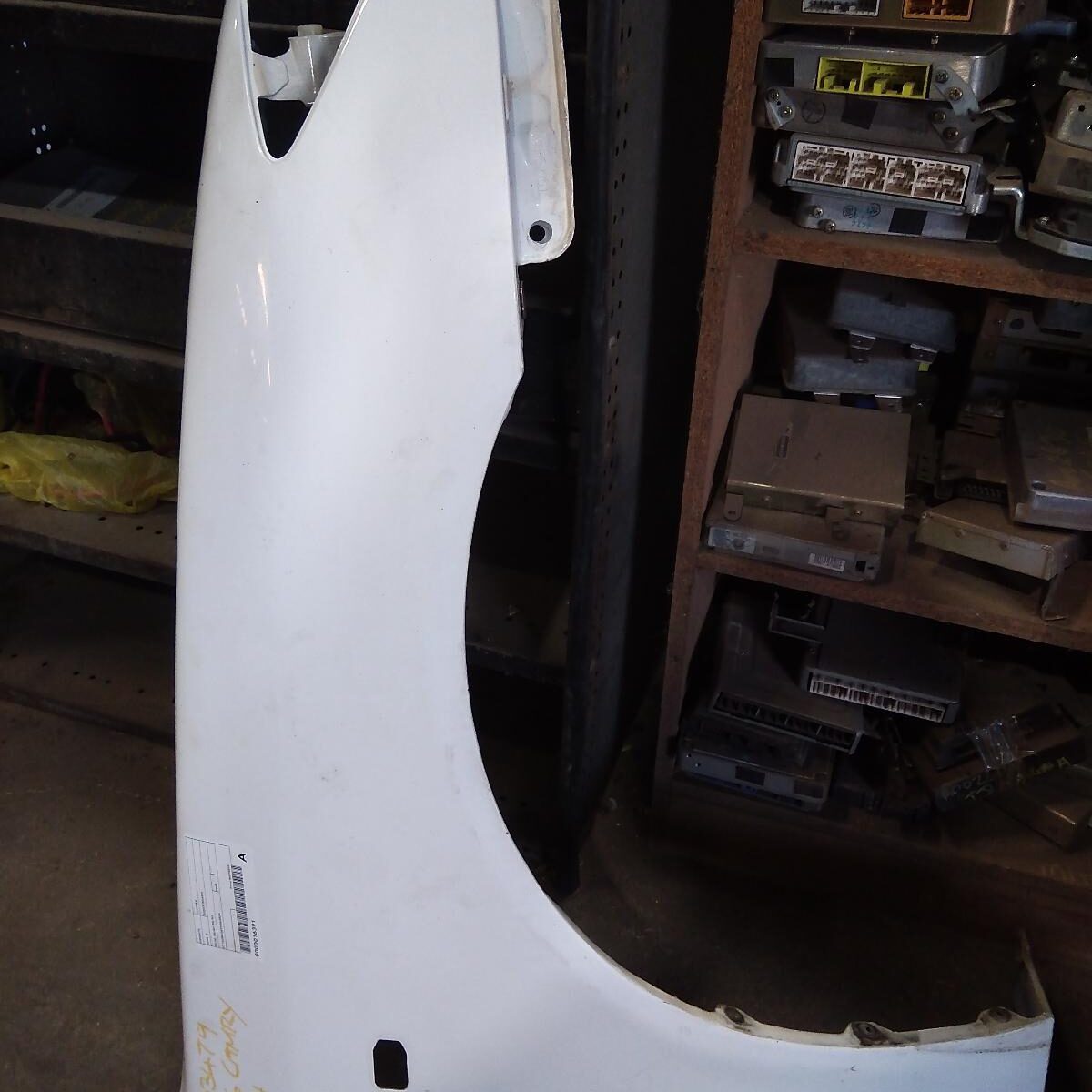 2005 TOYOTA CAMRY Right Guard