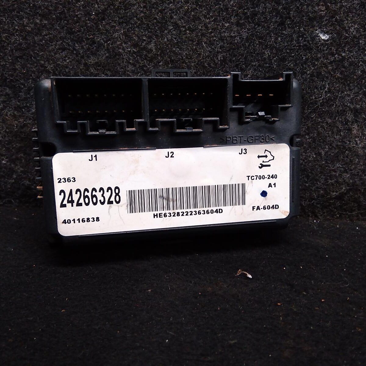 2013 HOLDEN COLORADO ECU