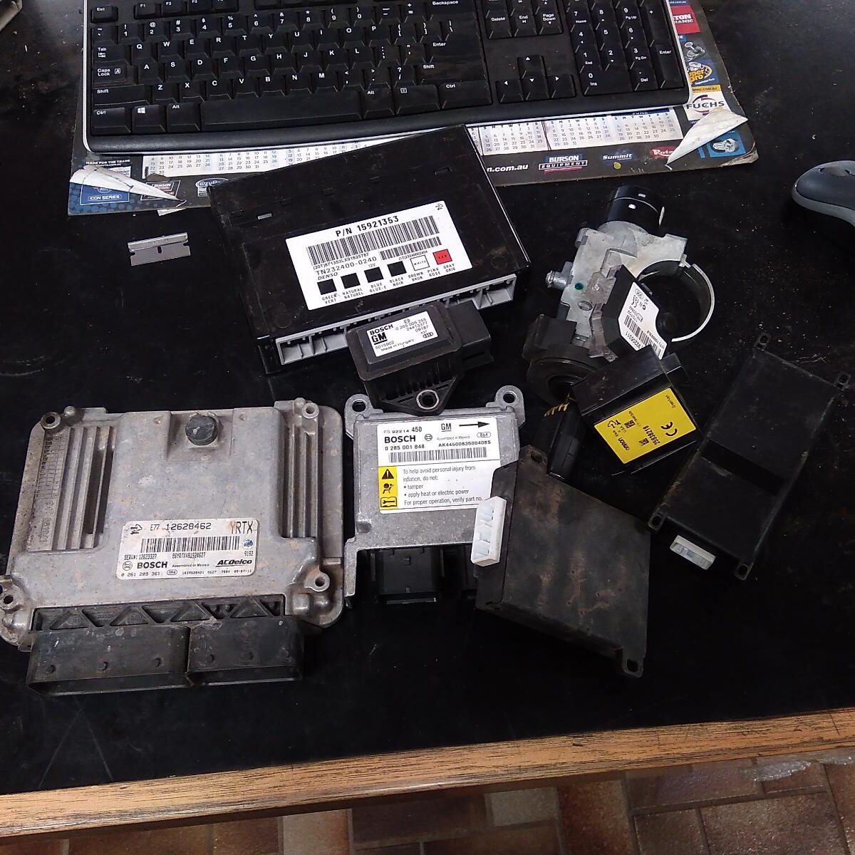 2008 HOLDEN COMMODORE Ecu