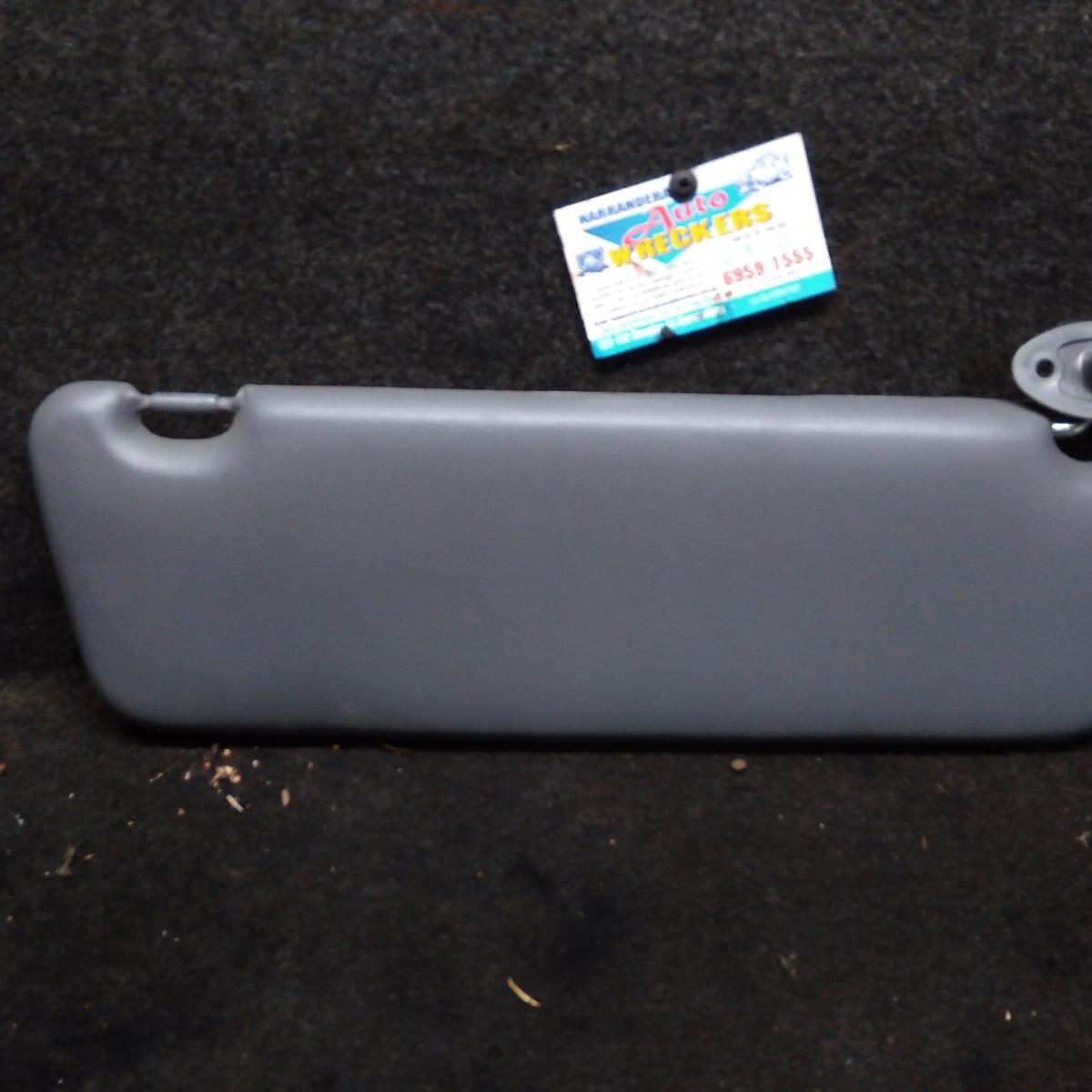 1996 TOYOTA HILUX SUNVISOR