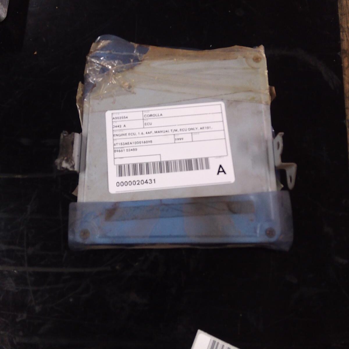 1999 TOYOTA COROLLA ECU