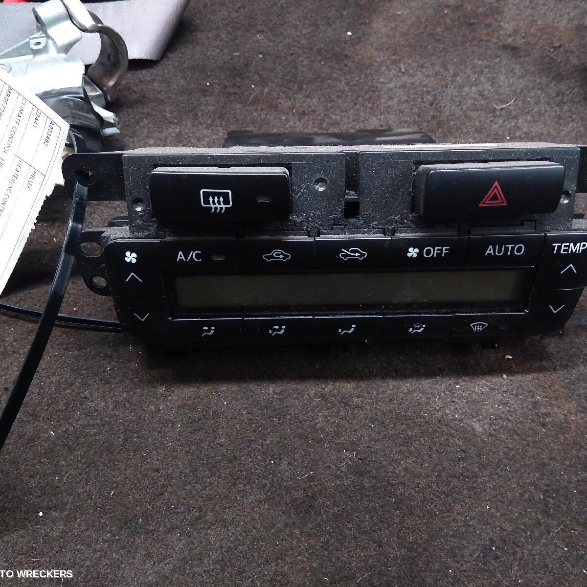 2012 TOYOTA HILUX Heater/Ac Controls
