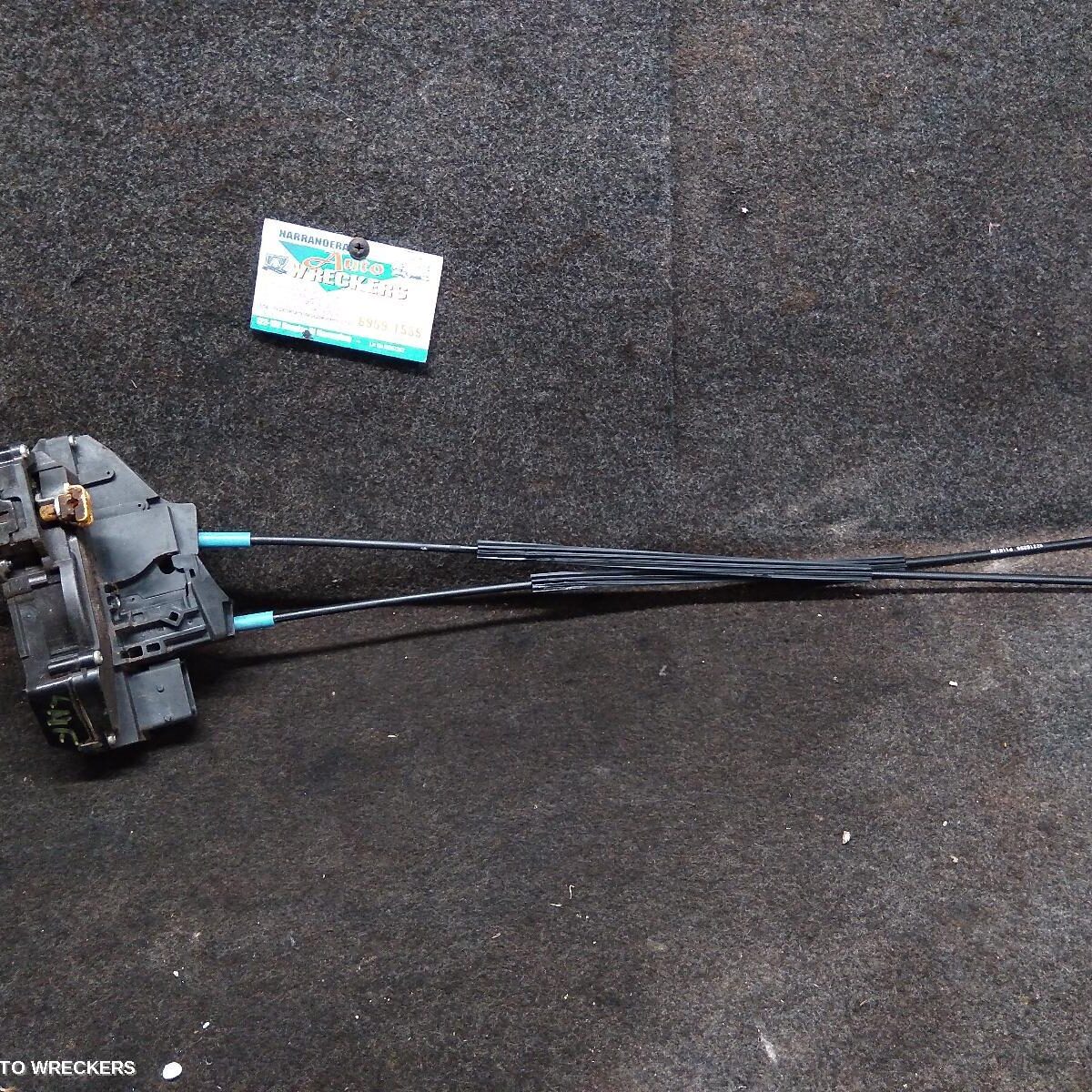2011 HOLDEN COMMODORE Door/Boot/Gate Lock