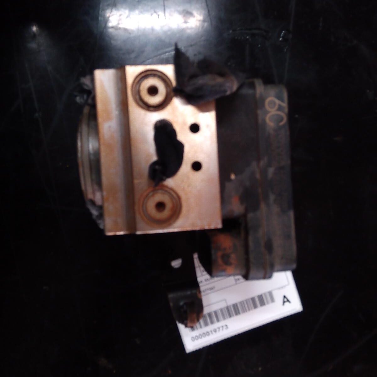 2013 TOYOTA HILUX ABS PUMP/MODULATOR