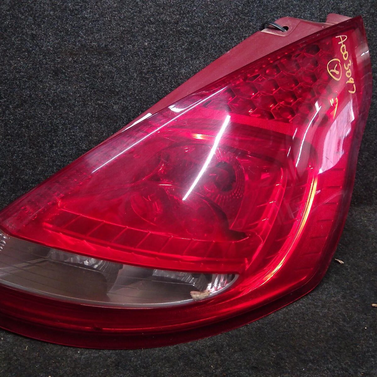 2012 FORD FIESTA RIGHT TAILLIGHT