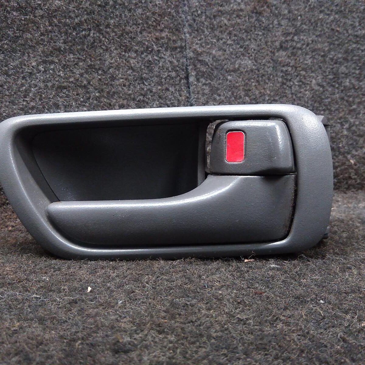 2005 TOYOTA CAMRY DOOR HANDLE