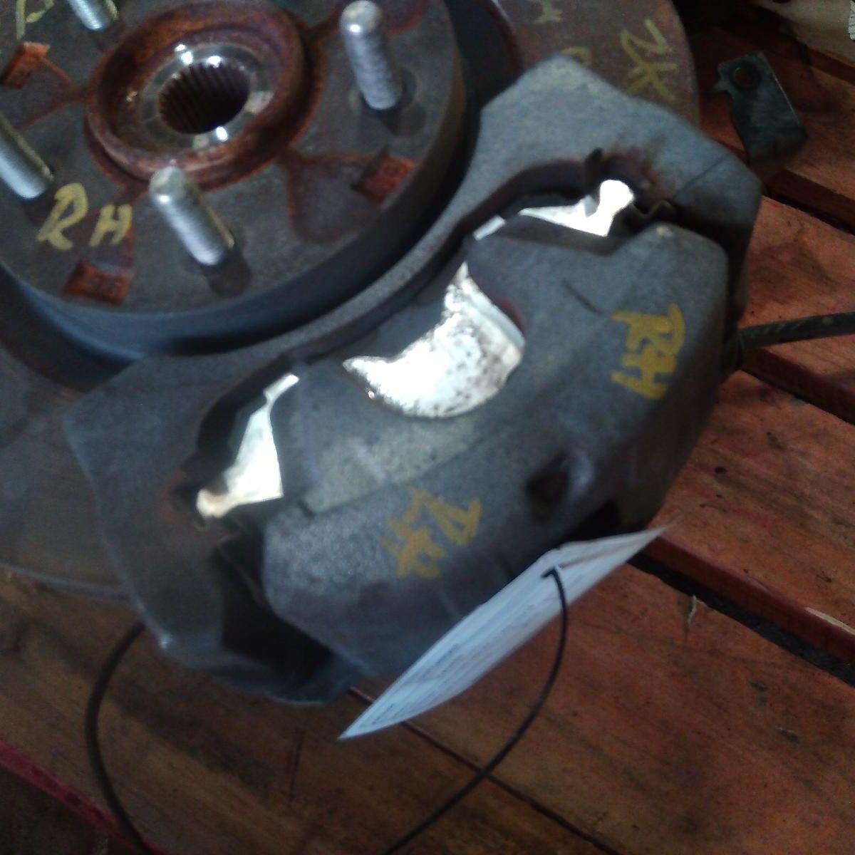2015 MITSUBISHI OUTLANDER CALIPER