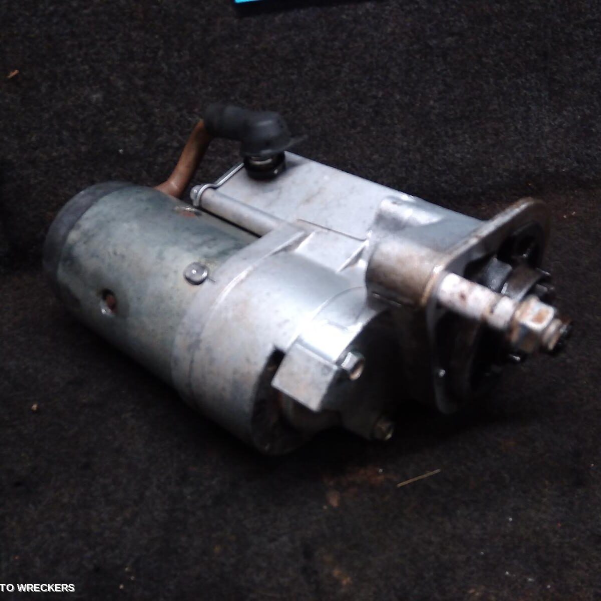 2011 TOYOTA HILUX Starter