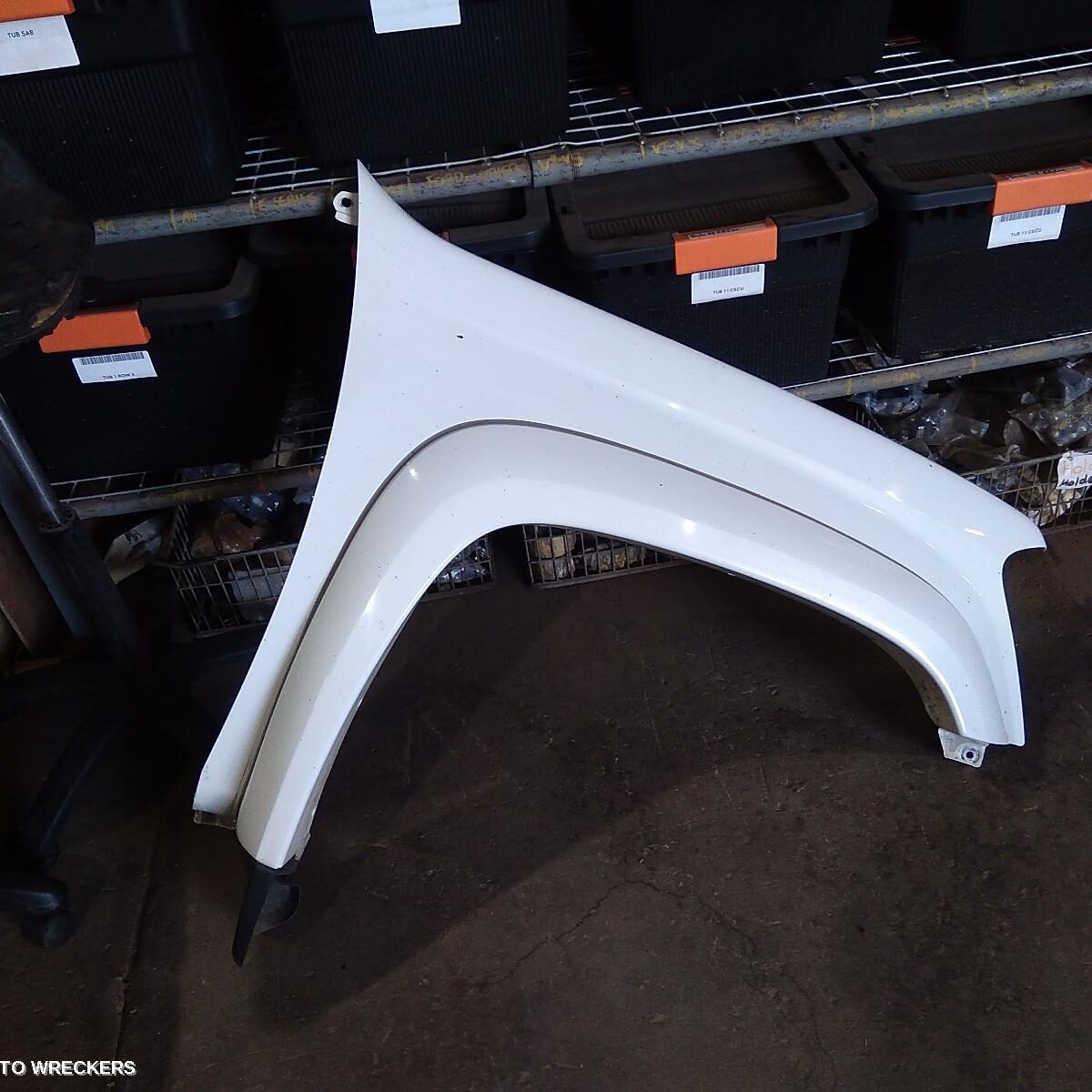 2010 HOLDEN COLORADO Right Guard