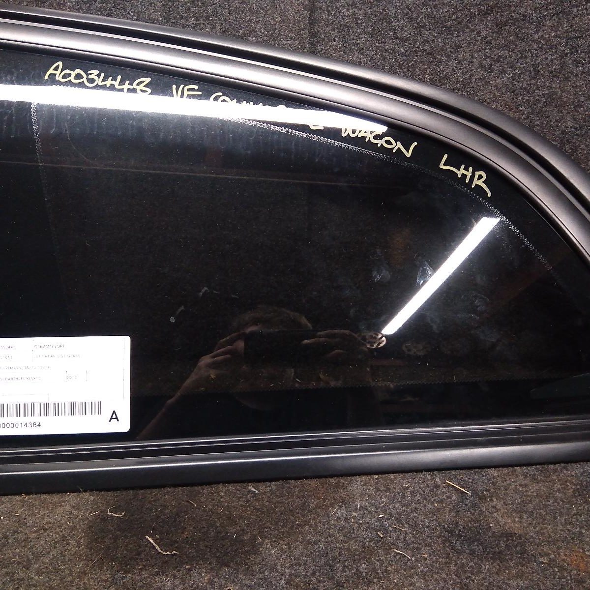 2013 HOLDEN COMMODORE LEFT REAR SIDE GLASS