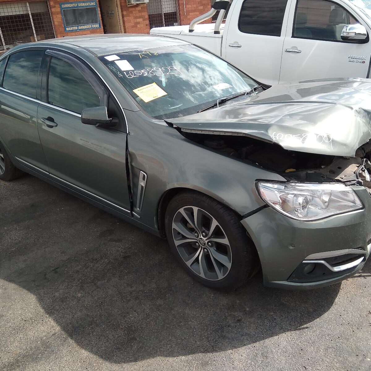 2014 HOLDEN COMMODORE Front Seat